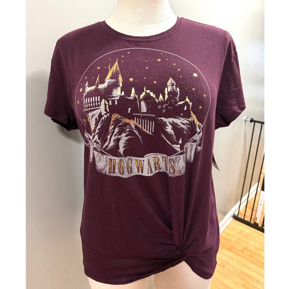 Torrid 2 (2X 18/20) Harry Potter Hogwarts Gold Foil Stars Twist Knot Hem T Shirt